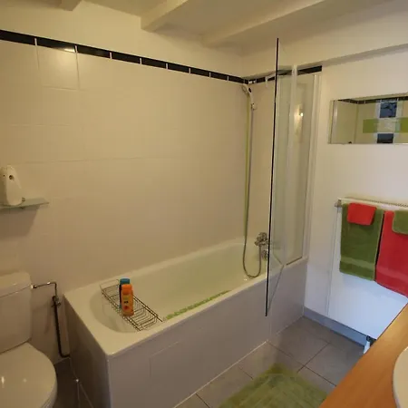 Alojamento de Acomodação e Pequeno-almoço La Aux Hirondelles 3*