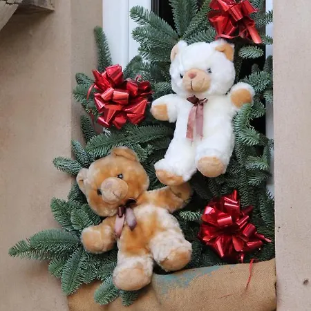 La Aux Hirondelles Nocleg ze śniadaniem 3*